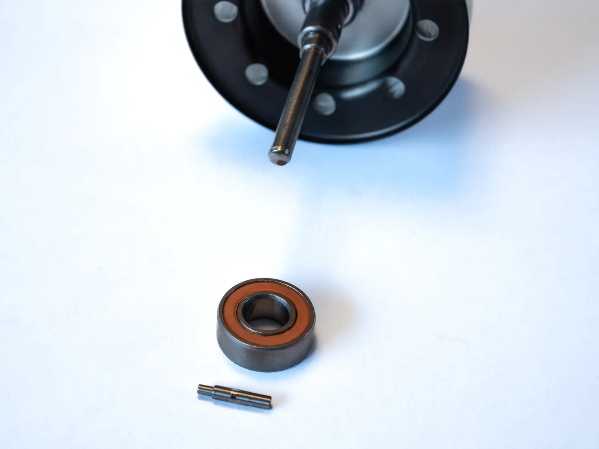 Étape 7 — Roulements de bobine – 16 ANTARES DC L