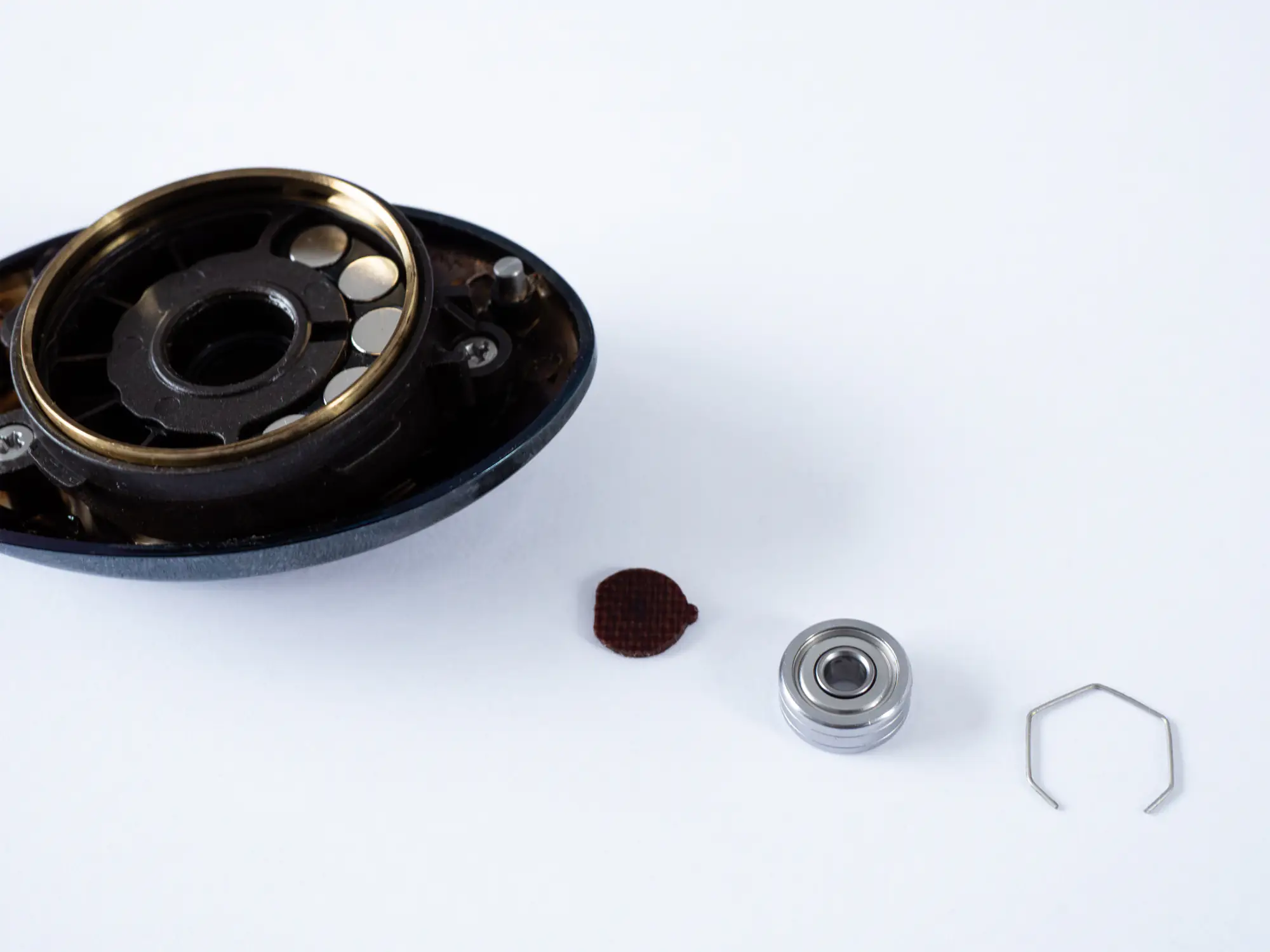 Étape 2 — Roulements de bobine – REVO3 BEAST