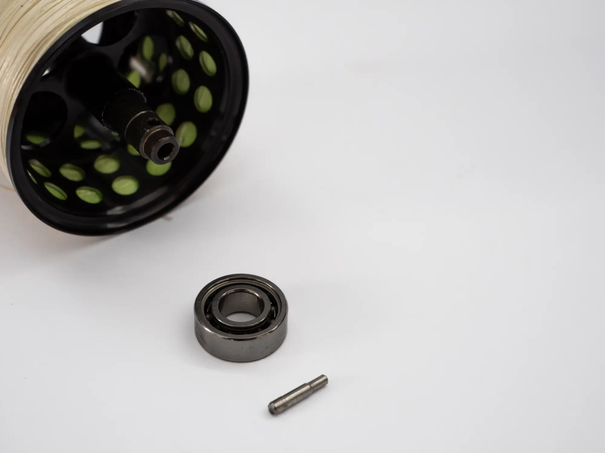 Étape 4 — Roulements de bobine – REVO LTZ AE74 RACING