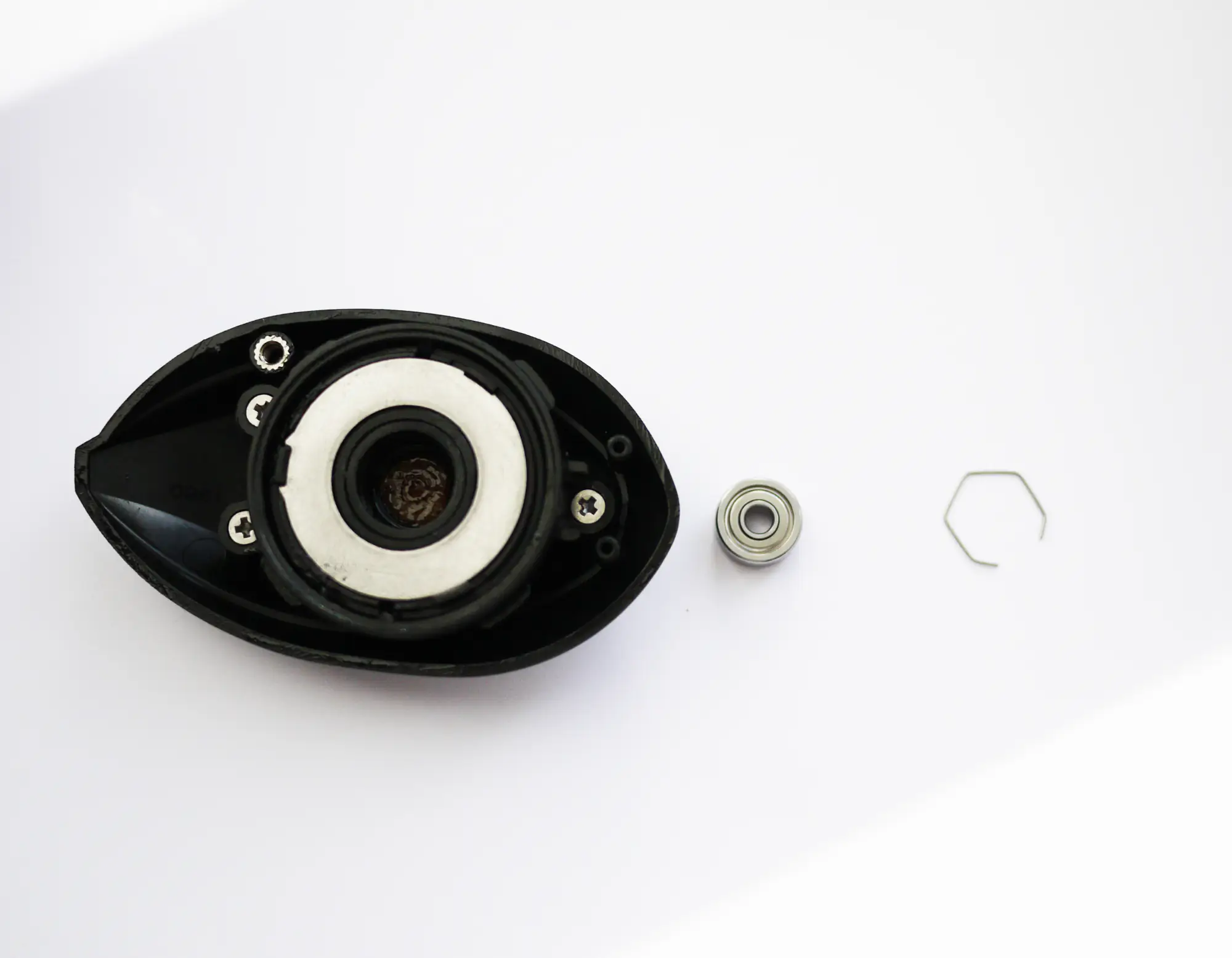 Étape 4 — Roulements de bobine – MGXTREME