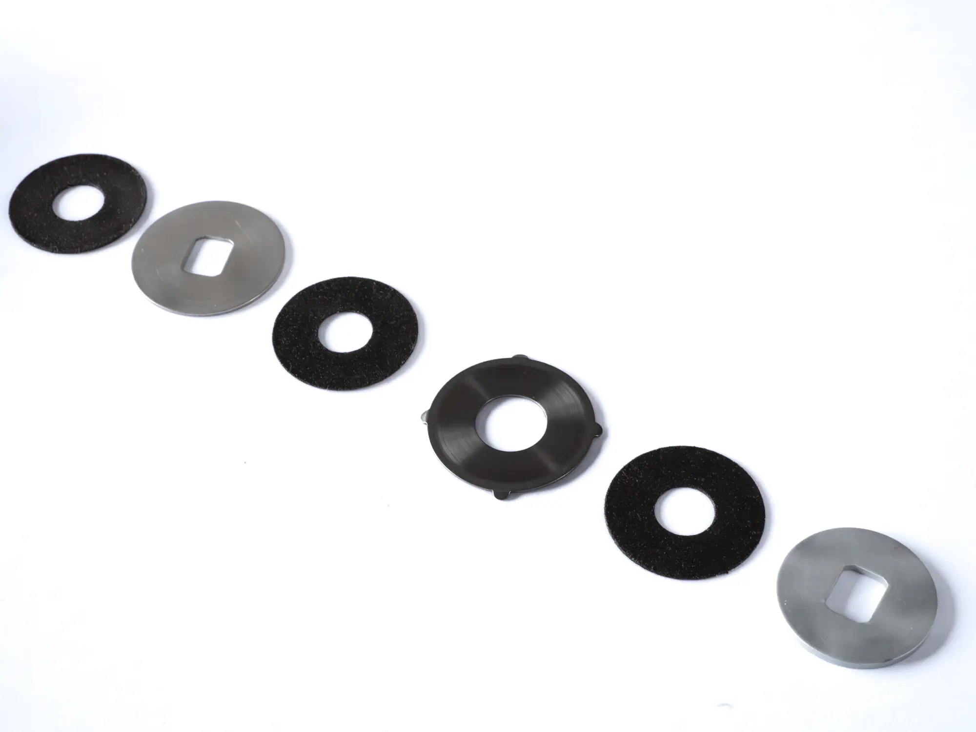 Étape 6 — Carbontex – 14 STEEZ LTD SV 105 XHL
