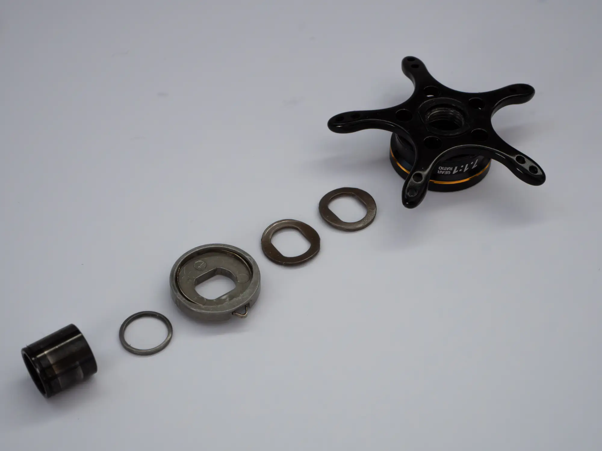 Étape 2 — Carbontex – 16 REVO ALC BF7 L