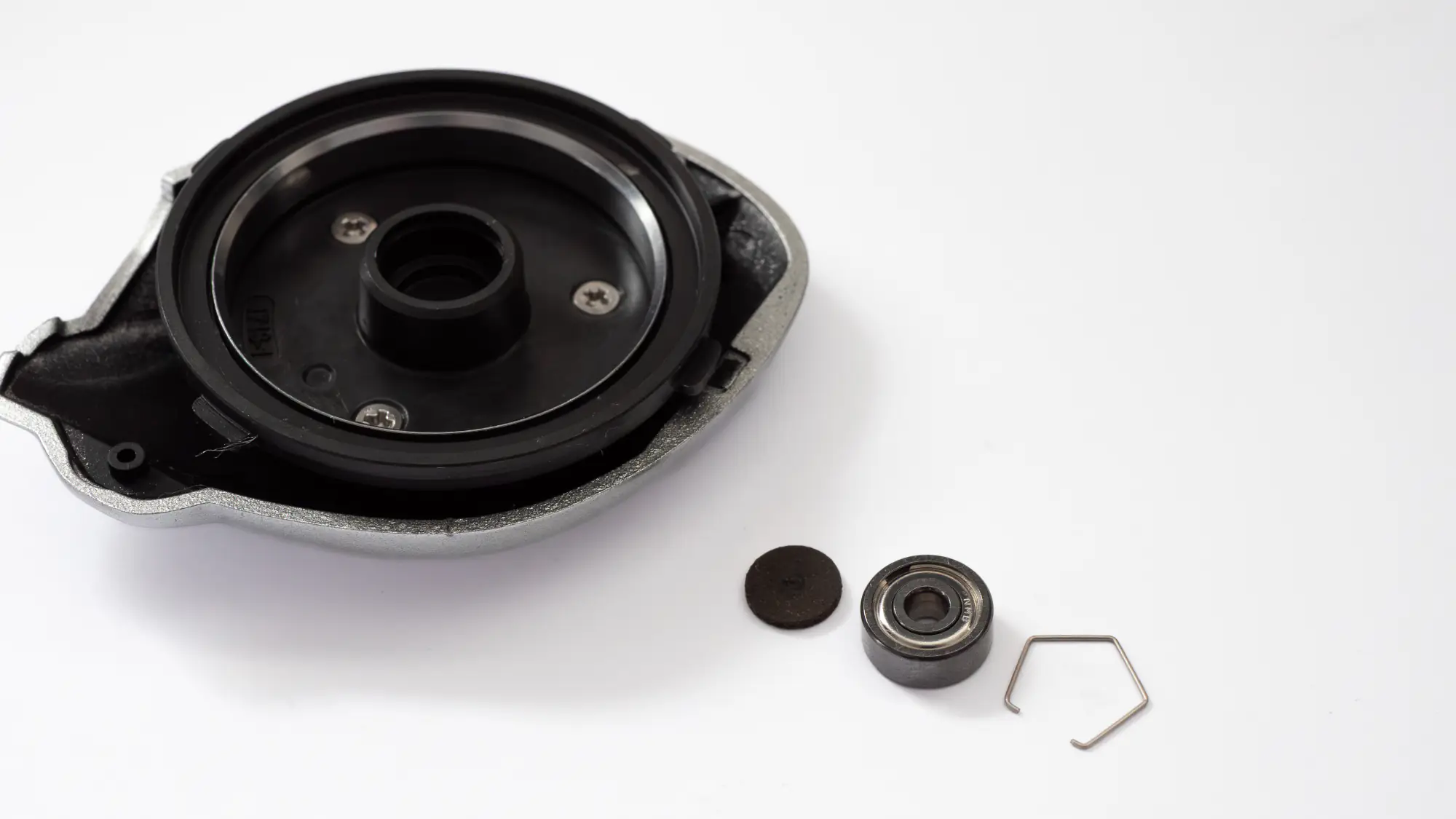 Étape 2 — Démontage – 16 TRANX 301 A