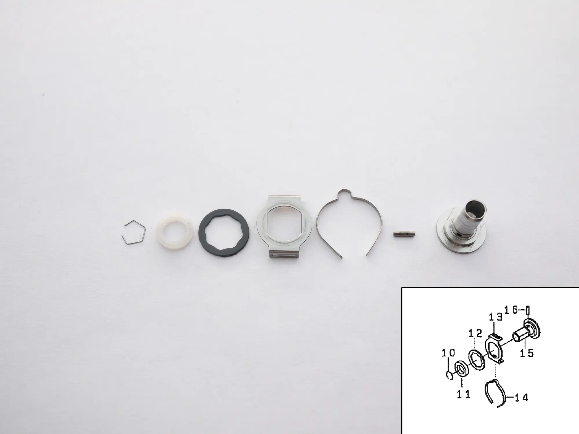 Étape 5 — Démontage – 12 LUVIAS 2506H