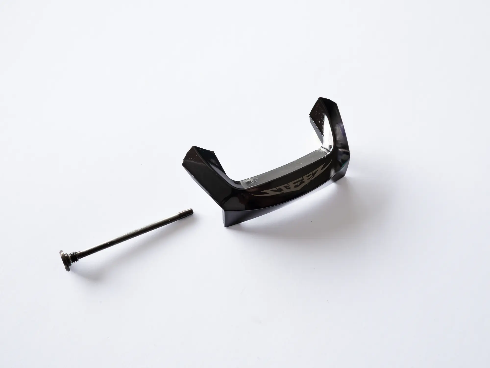 Étape 15 — Démontage – 06 STEEZ 103 HLA