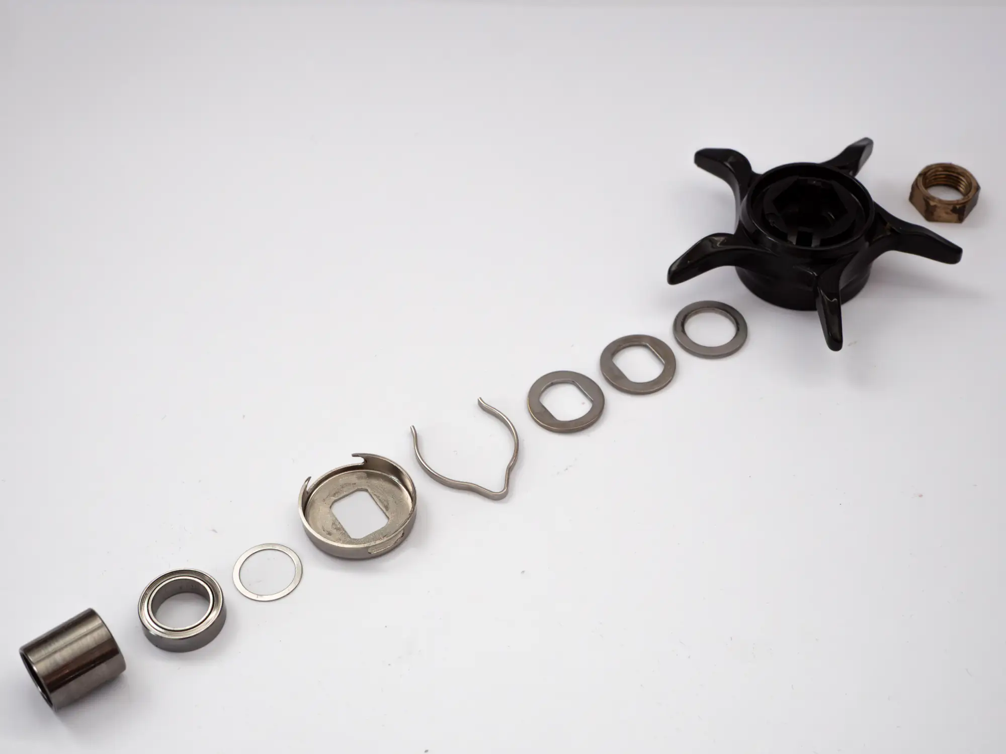 Étape 5 — Démontage – 15 ALPHAS SV 105 L