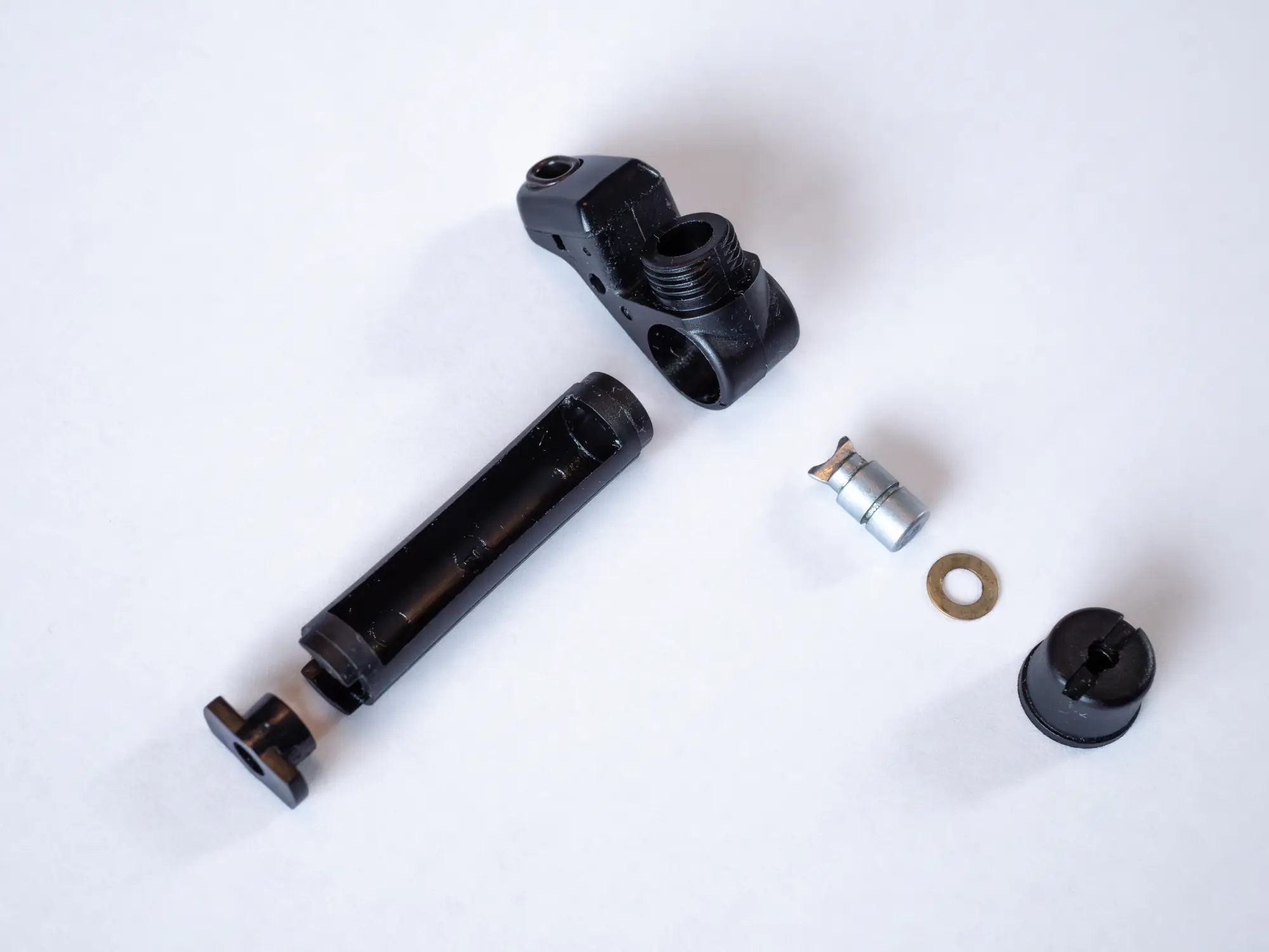 Étape 18 — Démontage – 14 SS AIR 8.1 L