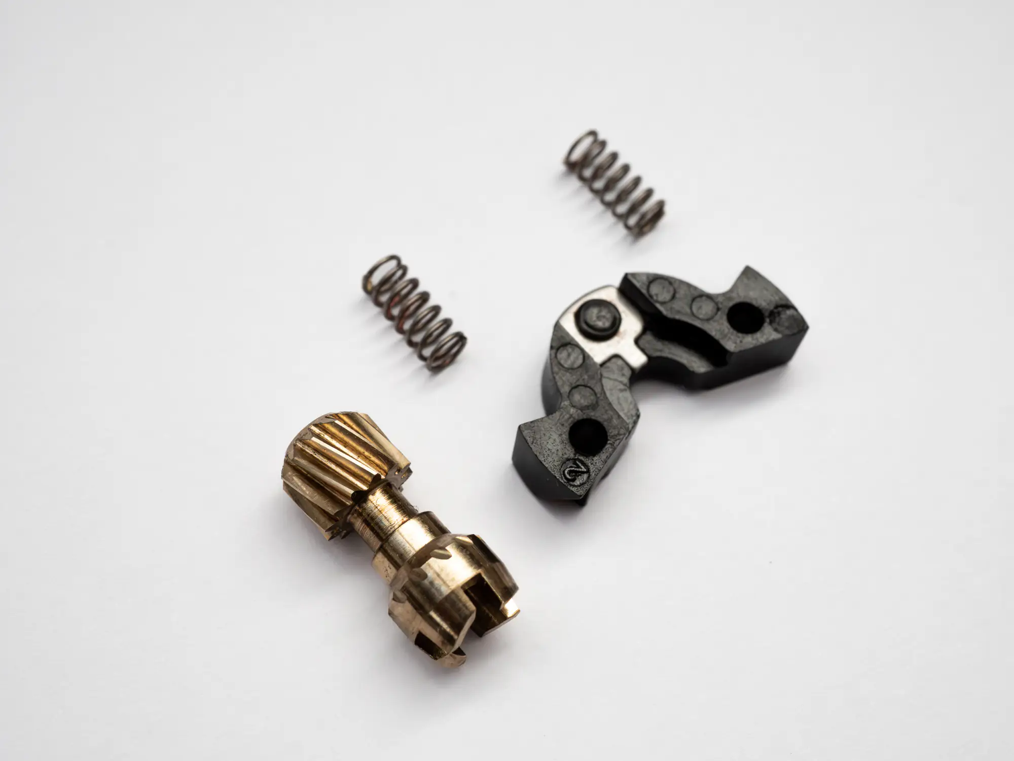 Étape 9 — Démontage – 14 TATULA HD 153 HL-TW