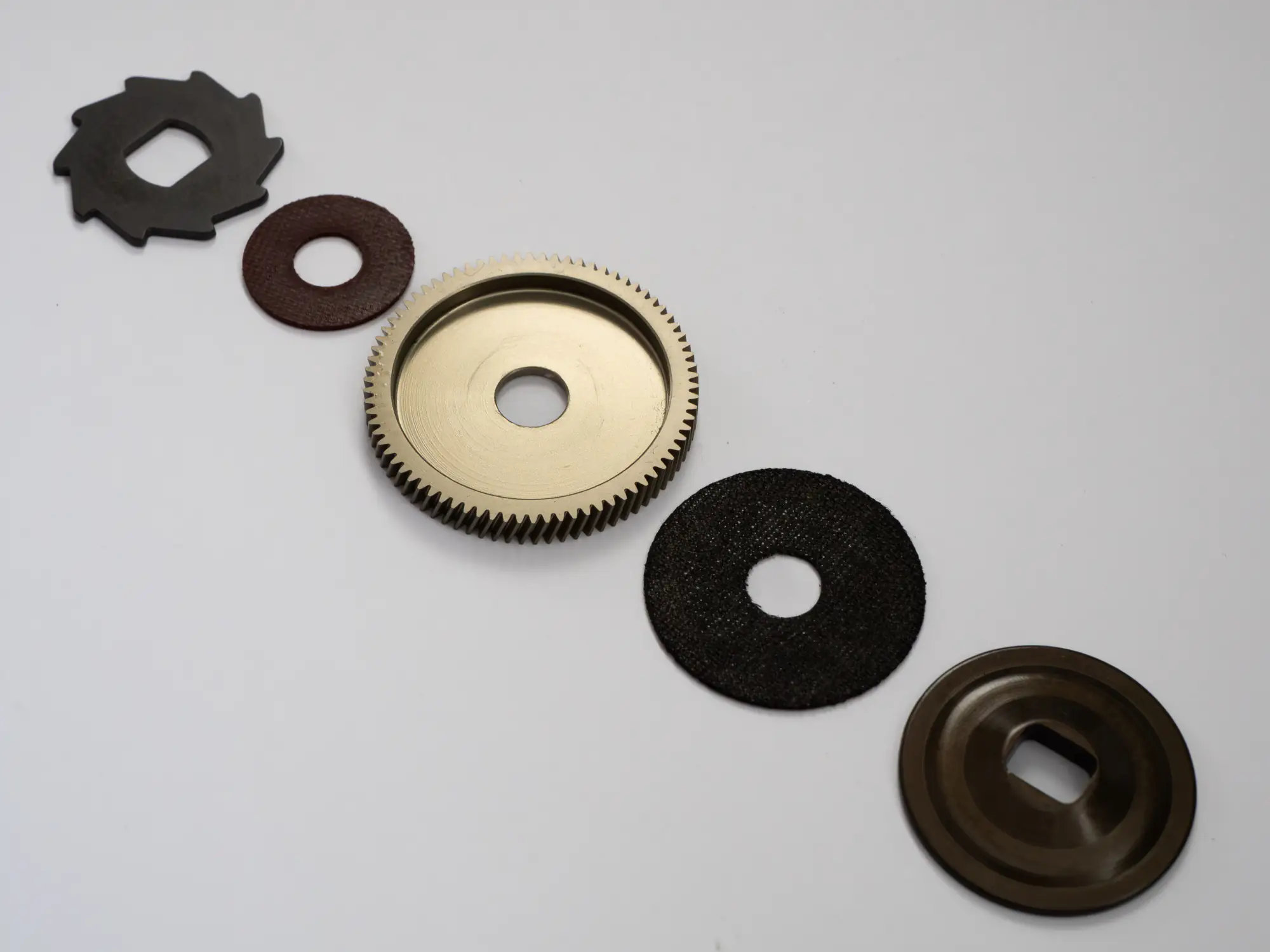 Étape 9 — Démontage – MGXtreme